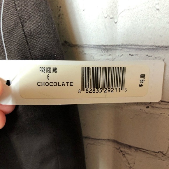 New Directions Capri Pants Chocolate Brown with Gold Size 6 - Picture 5 of 8